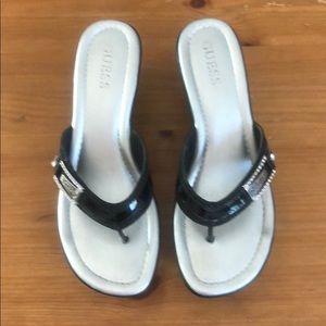 GUESS Thong Slip-ons